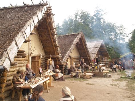 BISKUPIN MUZEUM ARCHEOLOGICZNE skansen。